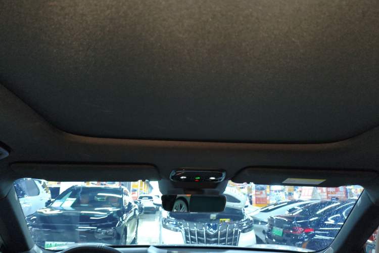 Used Lynk & Co 08 EM-P 2025 245km Ultra-Long Range Halo