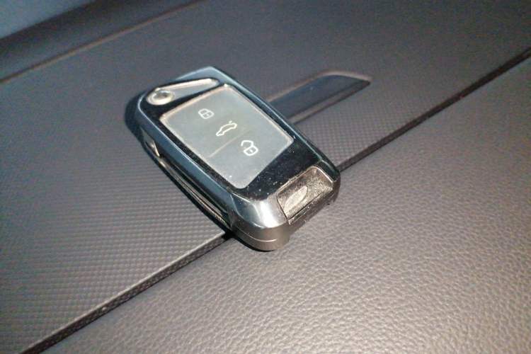 Used Volkswagen Tayron 2019 330TSI Two-Wheel Drive Luxury Model China VI Standard
