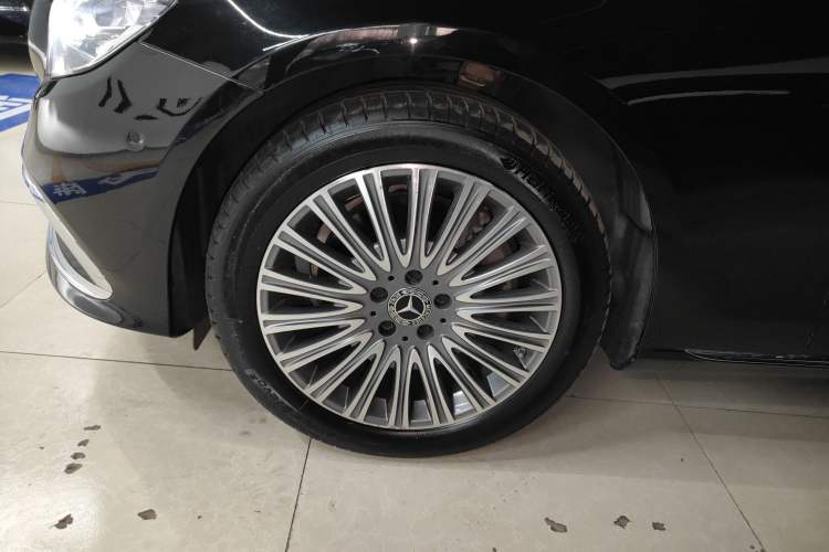 Used Mercedes-Benz E-Class 2021 Facelift E 300 L Stylish Edition