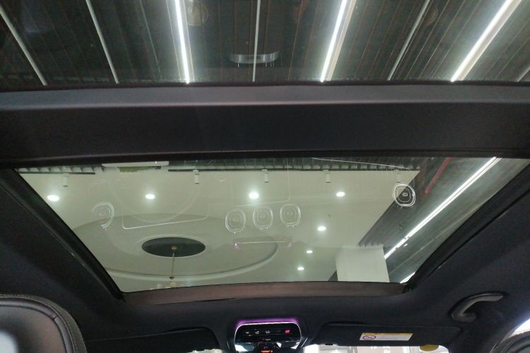 Used Mercedes-Benz GLC 2023 GLC 300 L 4MATIC Luxury Model 5 Seats
