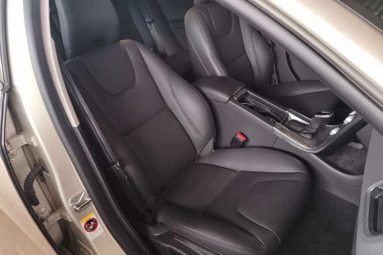 Used Volvo S60 2019 S60L Facelift T5 Smart Luxury Elite Edition
