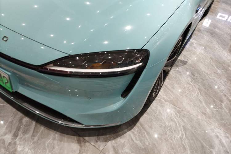 Used Hima Luxeed S7 2025 785 km Ultra