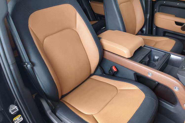 Used Land Rover Defender 2024 110 3.0T P400 X-DYNAMIC HSE
