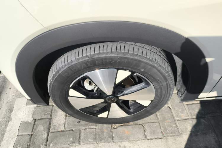 Used BYD Dolphin 2023 420 km Fashion Edition
