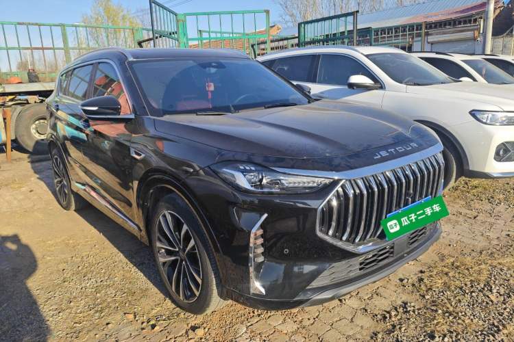 Used JETOUR X70 PLUS 2023 1.6T DCT Stronger PRO 5-Seater
