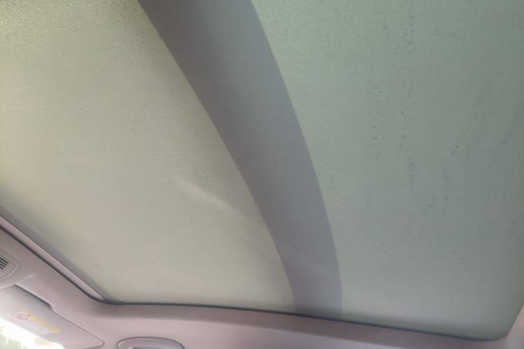 Used Volkswagen T-ROC 2020 280TSI DSG Two-Wheel-Drive Elite Version
