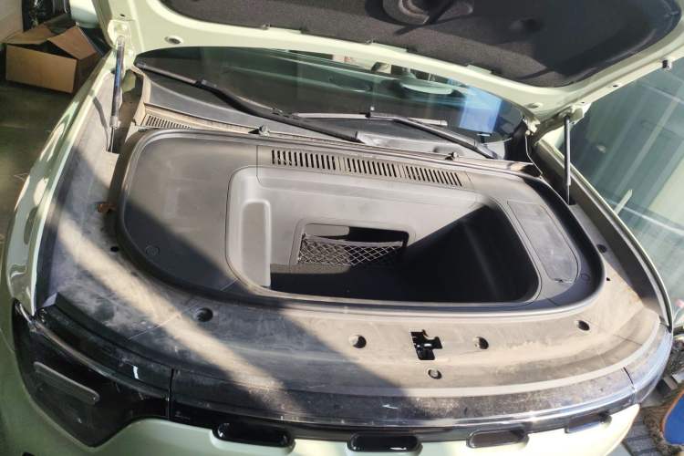 Used  #5 2024 Ultra-Long Range Extraordinary Journey Luxury Edition