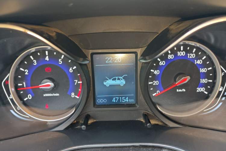 Used  Q35 2016 1.5L Manual Cool Edition
