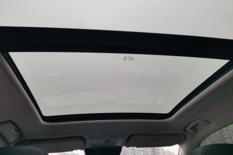 Used Hongqi HS5 2025 2.0T Two-Wheel Drive Flagship Pro Edition
