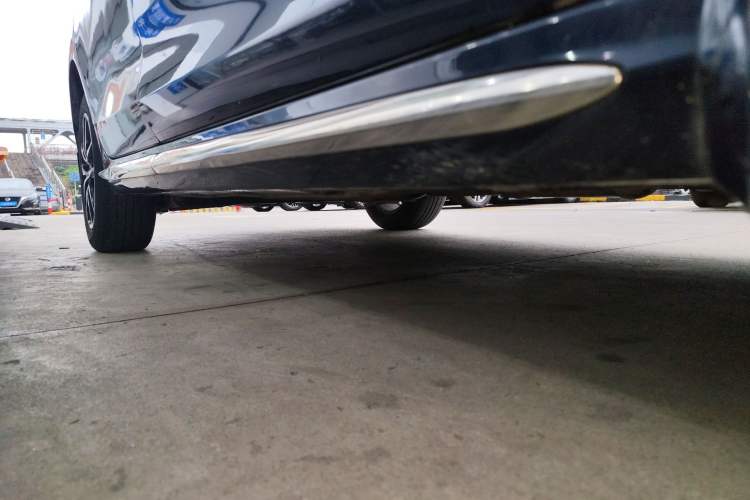 Used BYD Song MAX 2018 1.5T Manual Smart Connect Luxury 6-Seater
