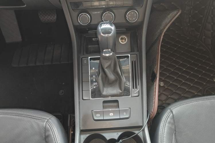 Used Skoda Superb 2016 TSI280 DSG Advanced Edition
