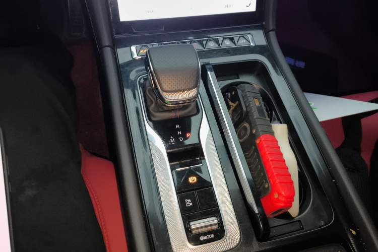 Used Hongqi H6 2023 2.0T ZhiShang Version