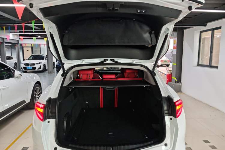 Used Alfa Romeo Stelvio 2017 2.0T 200HP Luxury Edition