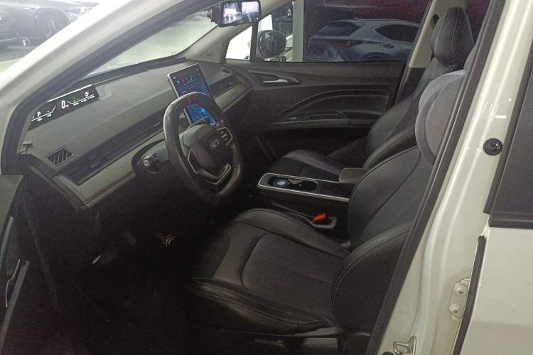 Used NETA V 2022 Chao 300 Lite Lithium Iron Phosphate
