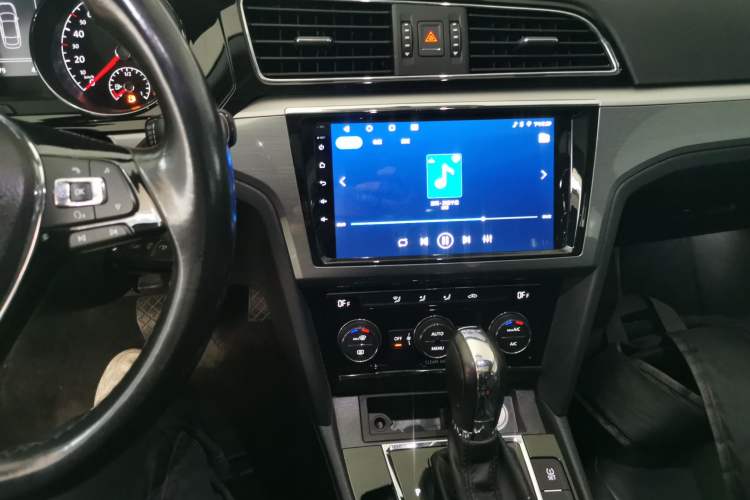 Used Volkswagen Lamando 2015 280TSI DSG Comfort Edition