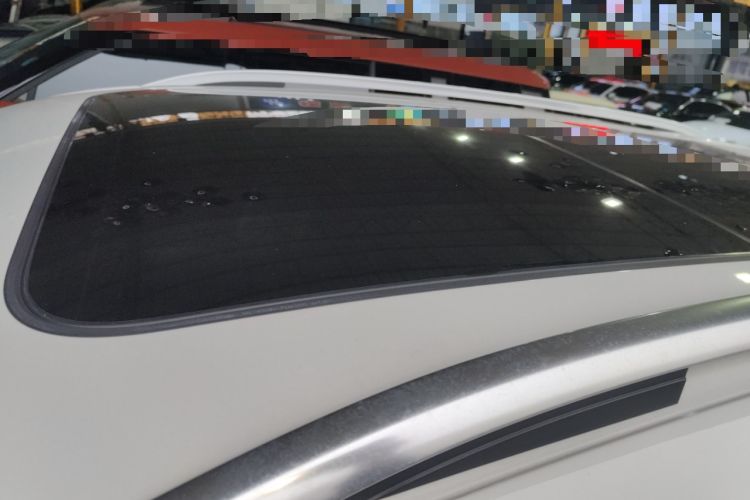 Used Volkswagen Tiguan L 2020 330TSI Automatic Two-Wheel Drive Smart Luxury Edition China VI Standard
