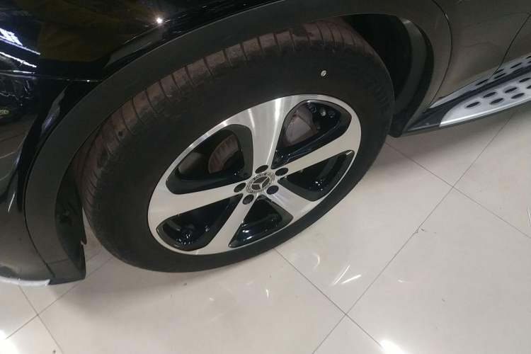 Used Mercedes-Benz GLC 2018 GLC 260 4MATIC Luxury Model