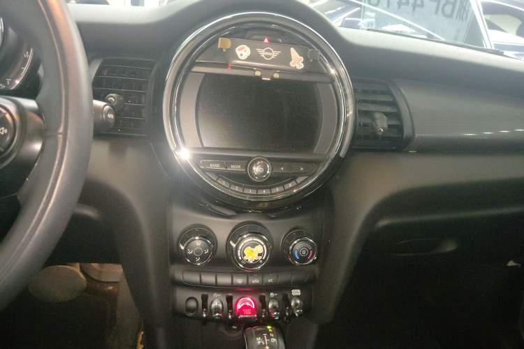 Used  MINI 2016 1.5T COOPER
