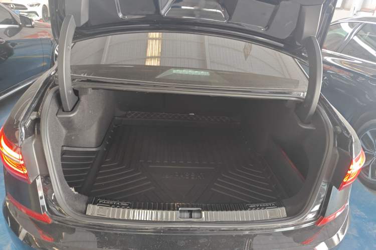 Used Volkswagen Passat 2024 380TSI Elite Edition
