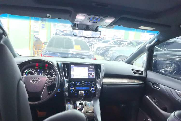 Used Toyota Alphard 2023 Dual-Motor 2.5L Premium Golden Edition