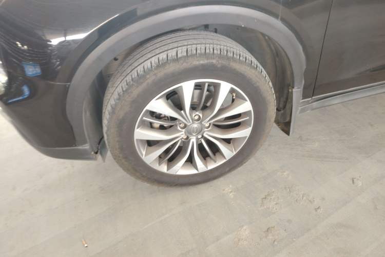 Used GAC Trumpchi GS8 2017 320T Two-Wheel Drive Luxury Smart Connectivity Version (7 Seats)
