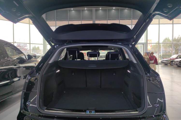 Used Audi Q5L 2018 40 TFSI Prestige Fashion Edition China VI
