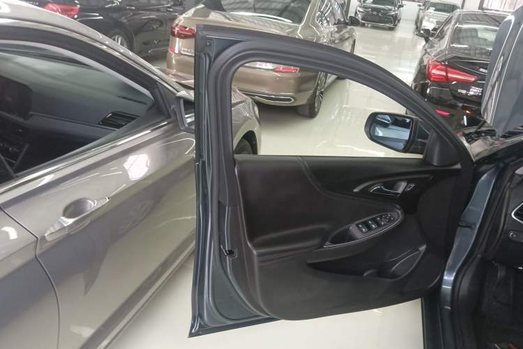 Used Chevrolet Malibu XL 2023 1.5T Sharp Edition
