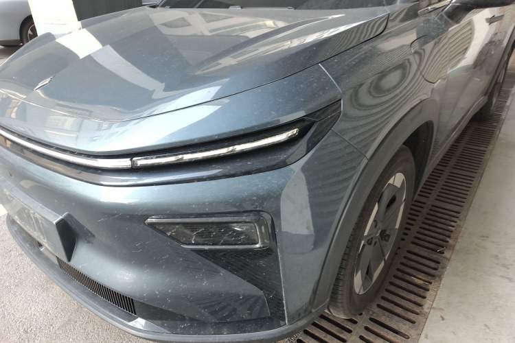 Used Livan Livan 7 2023 605 km ZHU FENG
