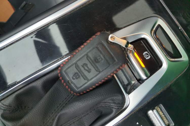 Used Changan CS75 2021 Honor Million Edition 280T DCT Luxury Model
