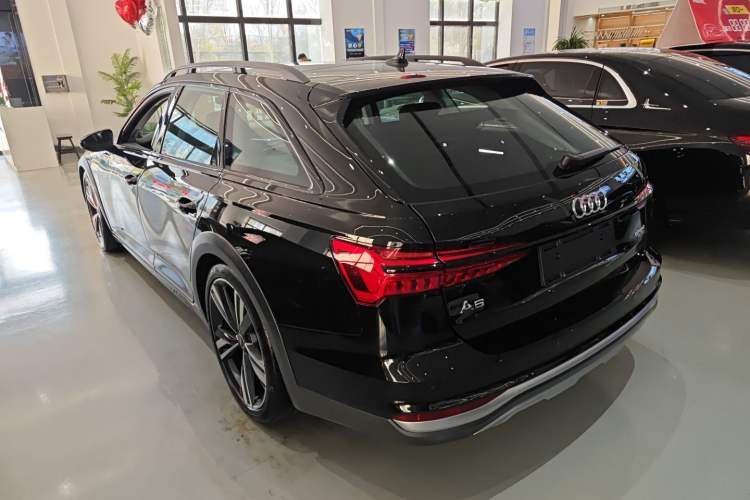 Used Audi A6 (Import) 2024 allroad quattro 55 TFSI Prestige Off-Road Model
