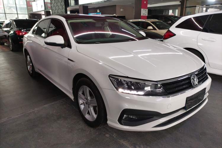 Used Volkswagen Lamando 2019 230TSI DSG Fashion Edition China VI
