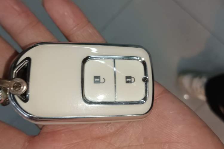 Used Honda Vezel 2016 1.8L CVT Front-Wheel Drive Pioneer Edition
