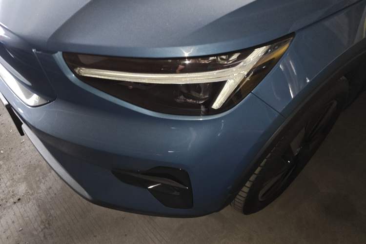 Used Volvo C40 2024 Long-Range PRO Version
