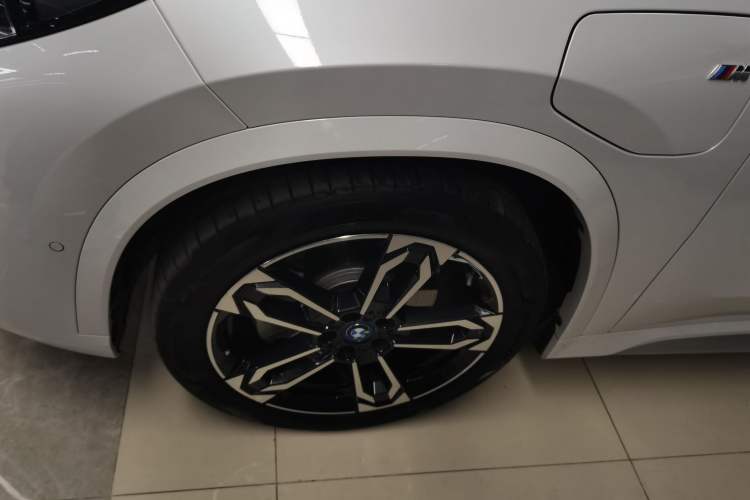 Used BMW iX1 2023 xDrive30L M Sport Package
