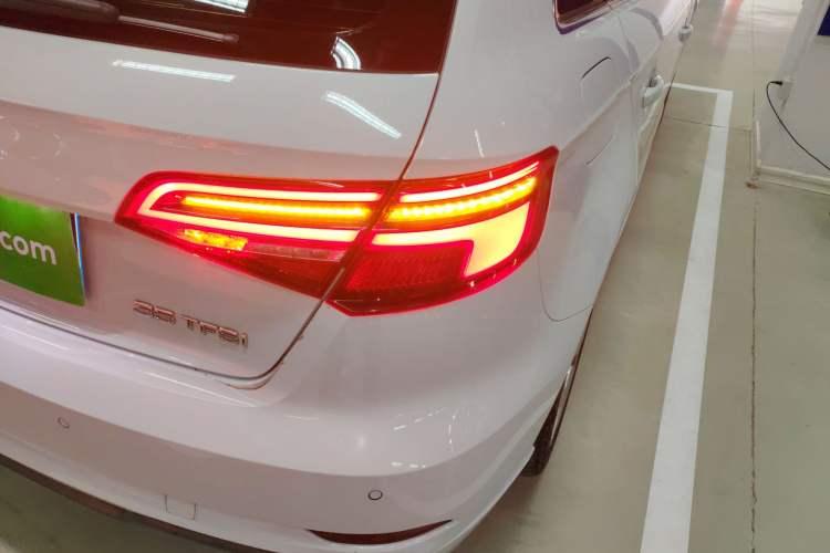 Used Audi A3 2020 Sportback 35 TFSI Fashion Edition China VI Emission Standard
