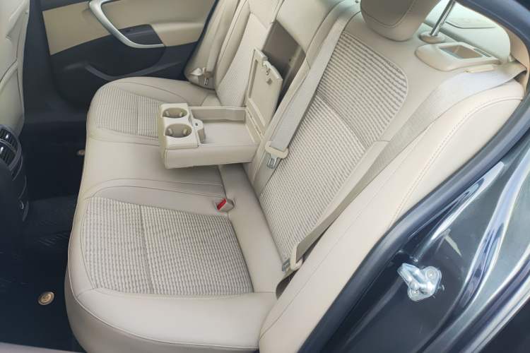 Used Buick Regal 2014 2.0L Leading Fashion Edition
