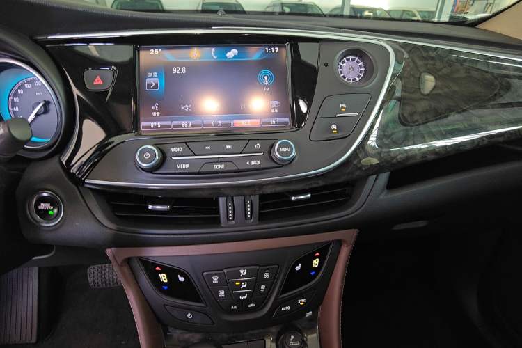 Used Buick Envision 2016 20T Two-Wheel-Drive Elite Model