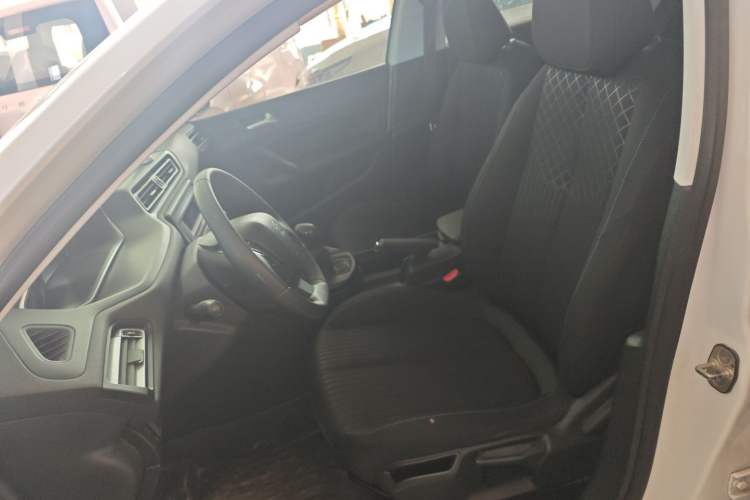 Used Peugeot 308 2016 1.6L Manual Fashion Edition
