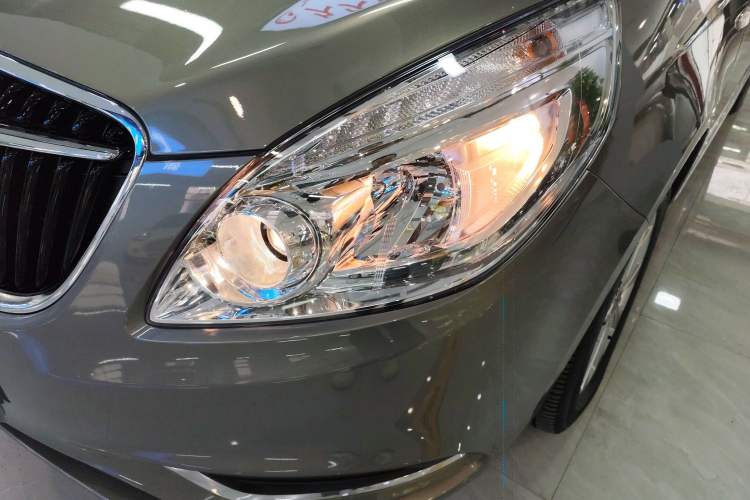 Used Buick GL8 2018 28T Luxury Model China VI Standard