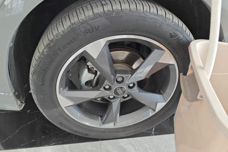 Used Audi Q3 2024 35 TFSI Fashion Dynamic Edition
