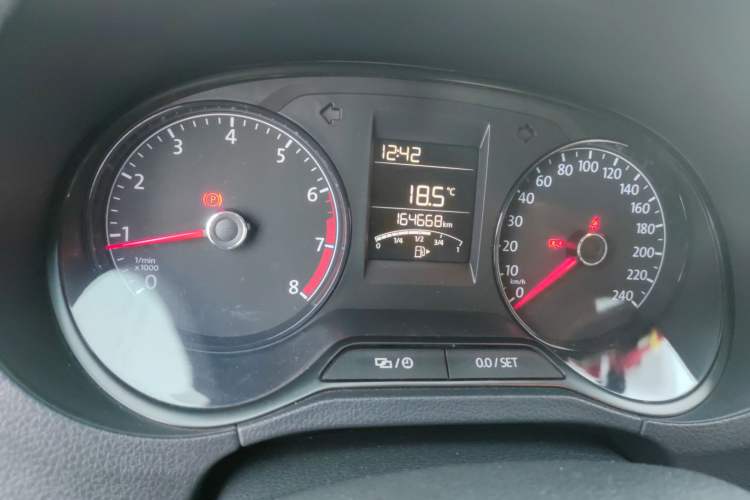 Used Volkswagen Polo 2016 1.4L Manual Fashion Model