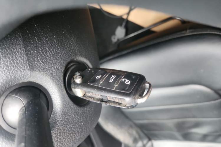 Used Volkswagen Santana 2016 1.4L Manual Fashion Edition
