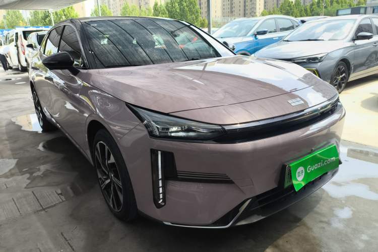 Used  L6 2024 125km Creative Edition
