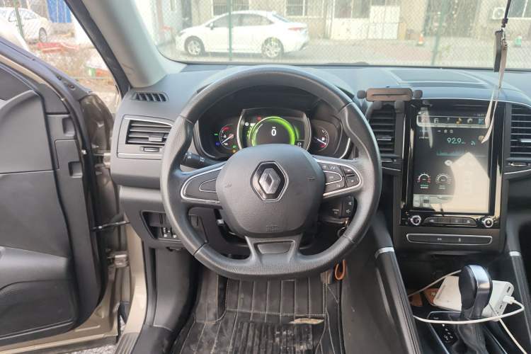 Used Renault Koleos 2017 2.0L Two-Wheel Drive Comfort Edition
