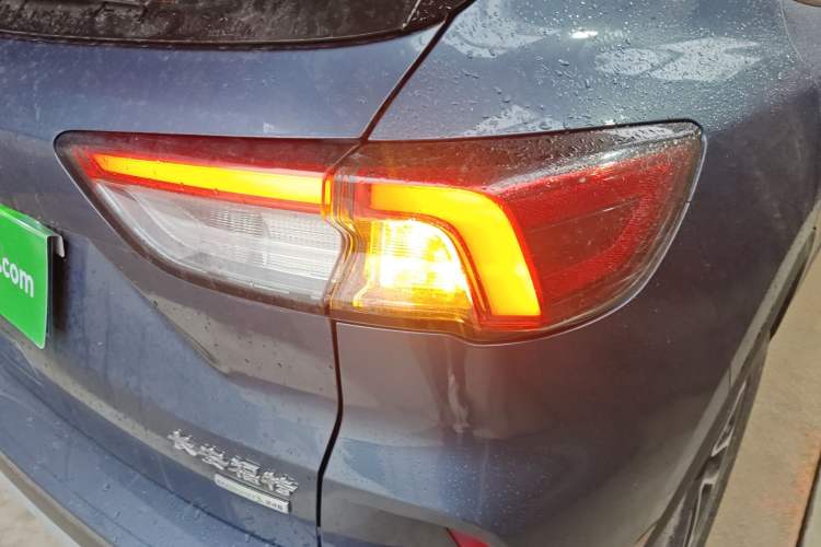 Used Ford Escape 2020 EcoBoost 245 Two-Wheel-Drive Comfort Edition