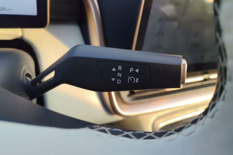 Used  eπ008 2024 636Max All-Electric Version 6 Seats