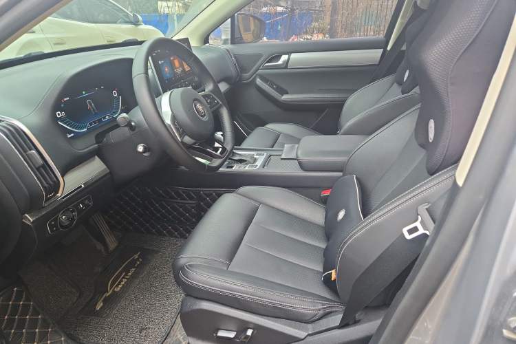 Used BYD Tang 2018 2.0T Automatic SmartConnect Prestige 7-Seater China V Standard
