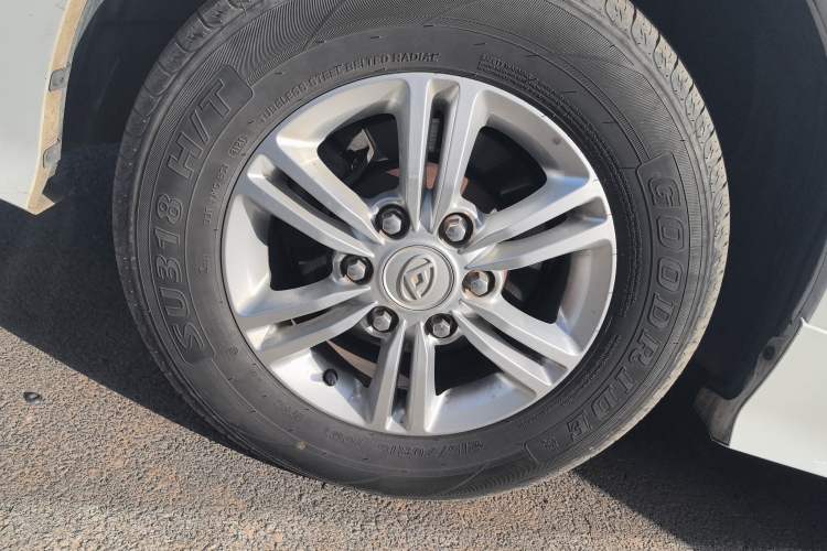 Used SAIC MAXUS G10 2019 PLUS 2.0T Automatic Elite Edition China VI Standard