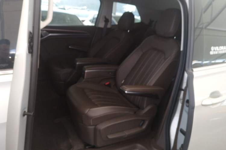 Used Volkswagen Viloran 2020 330TSI Luxury Edition
