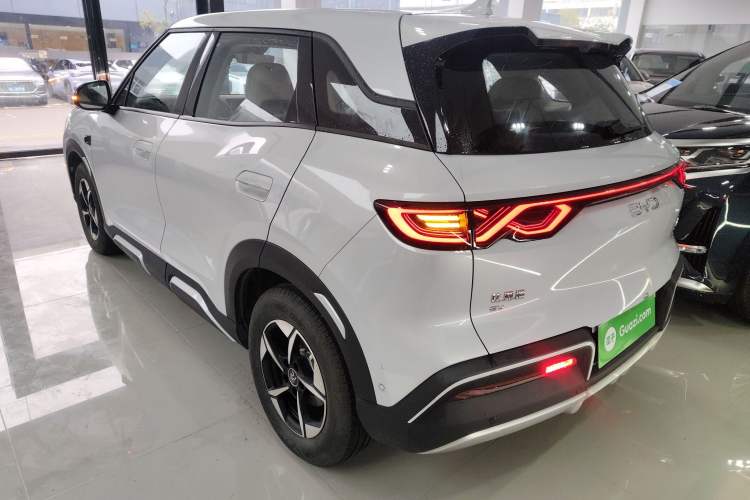 Used BYD Yuan UP 2025 Intelligent Driving Version 401 km Leading Edition